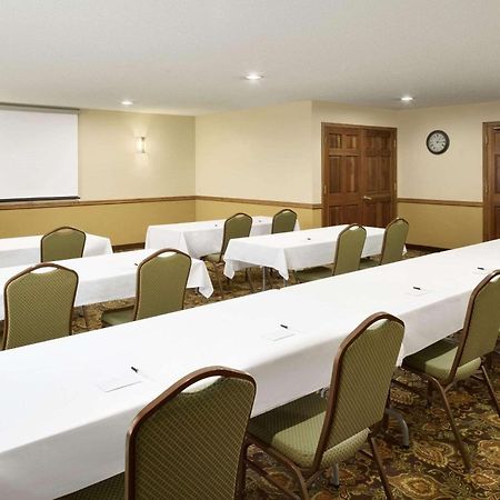 Country Inn & Suites By Radisson, Grinnell, Ia 외부 사진