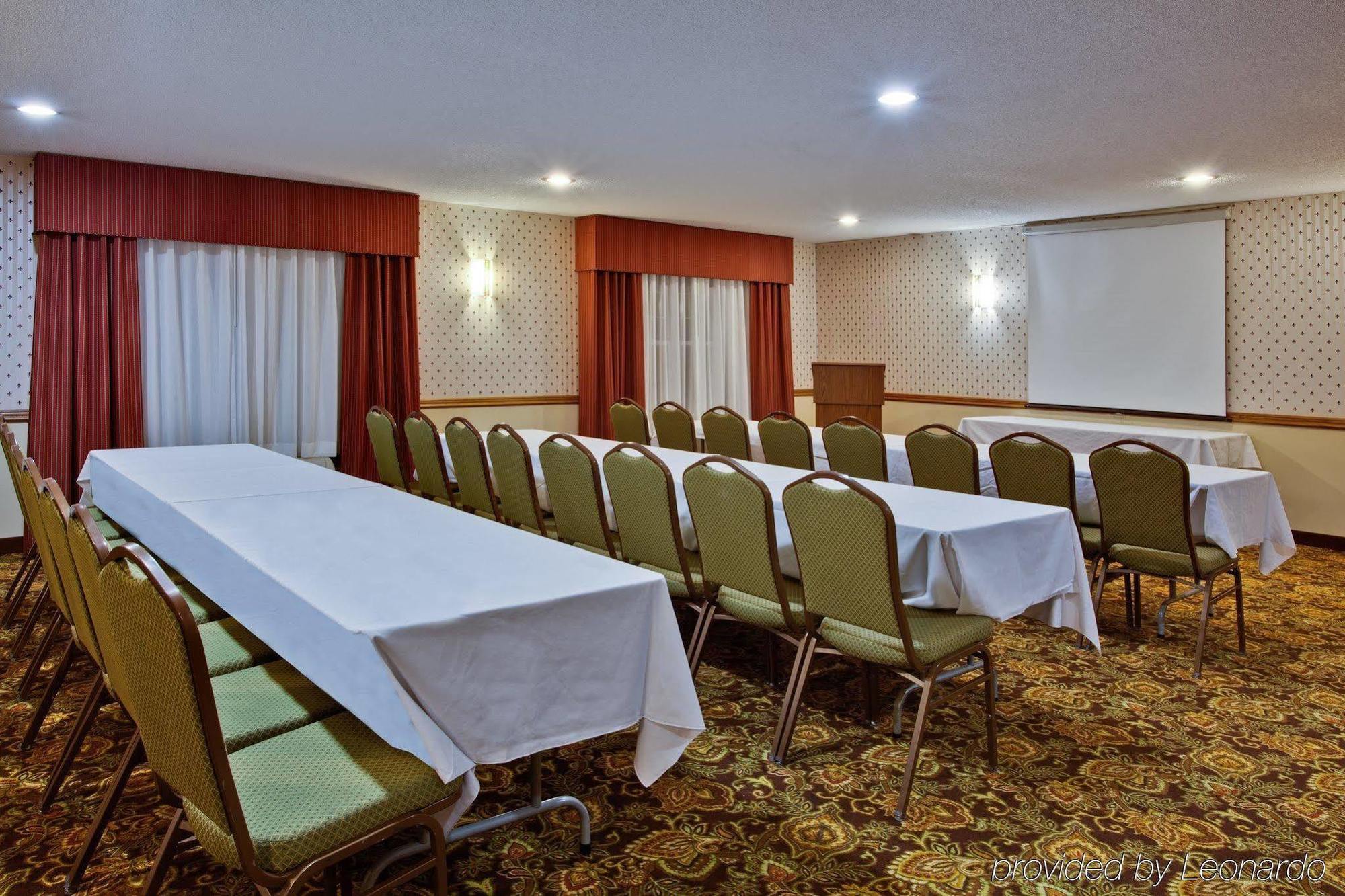 Country Inn & Suites By Radisson, Grinnell, Ia 외부 사진
